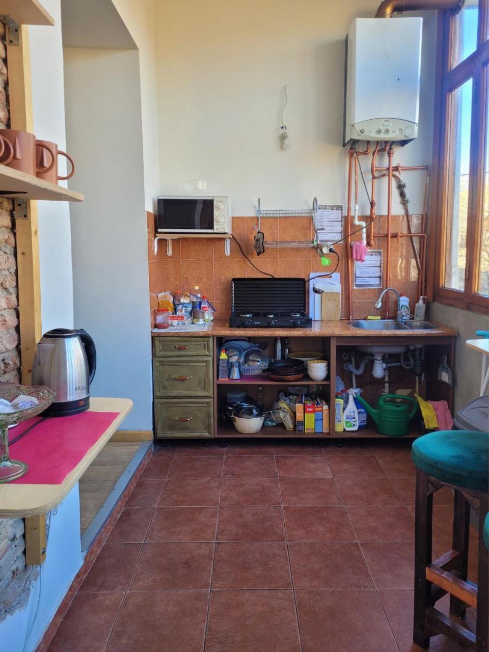 Friends Hostel Tbilisi ภายนอก รูปภาพ