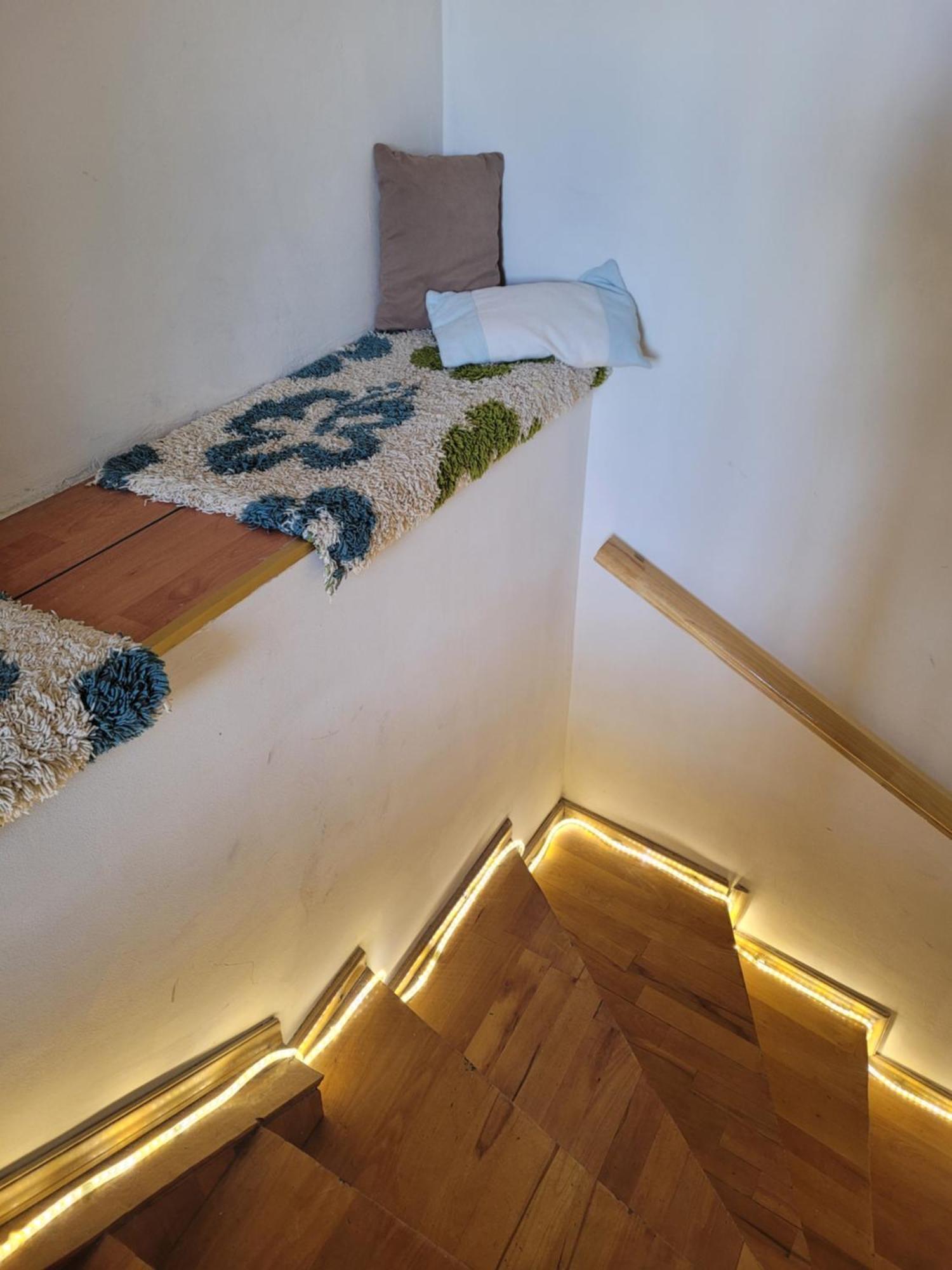 Friends Hostel Tbilisi ภายนอก รูปภาพ