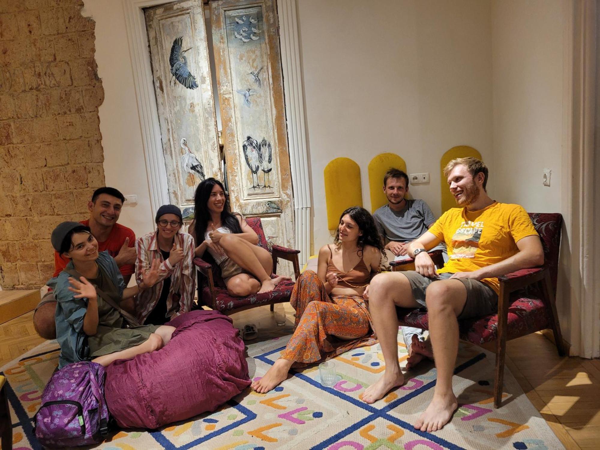 Friends Hostel Tbilisi ภายนอก รูปภาพ